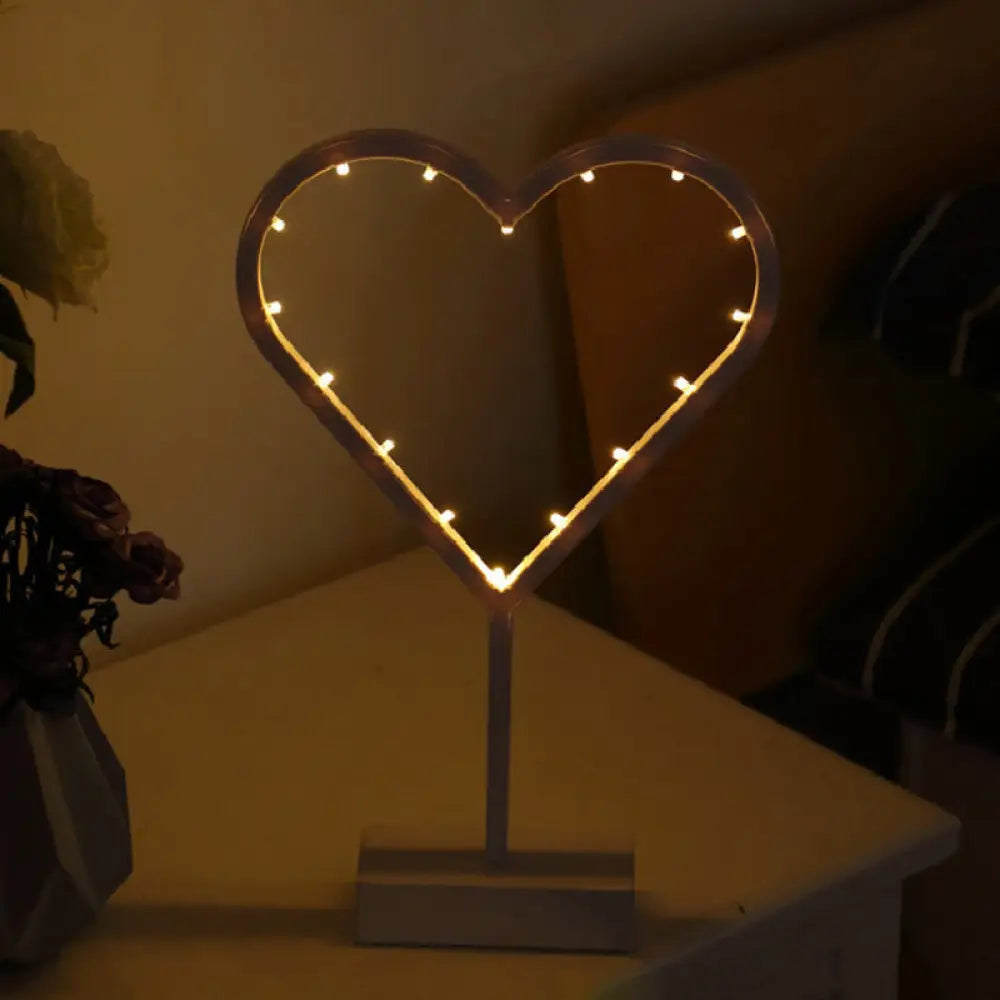 Lámpara de noche navideña a pilas - Lámpara de mesa LED creativa para la habitación de los niños - Diseño sencillo en plástico blanco