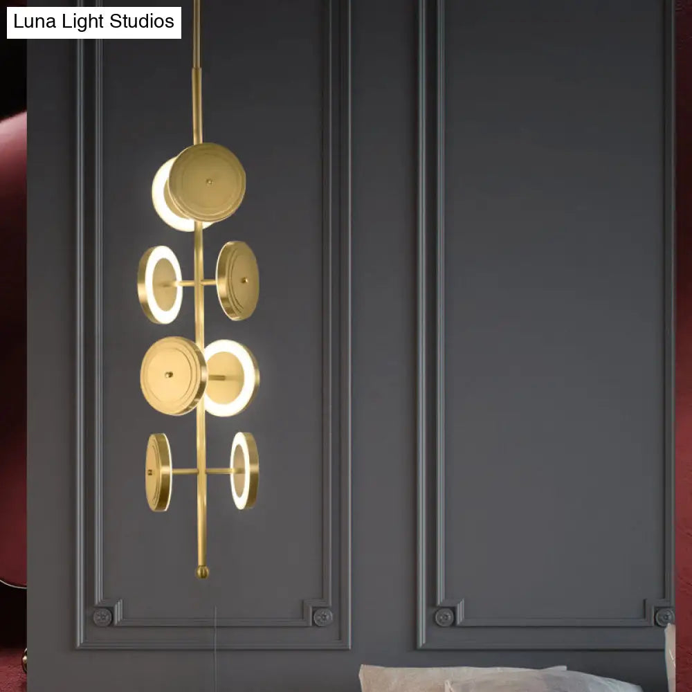 Lámpara de techo colgante circular LED dorada con acabado metálico - 8 luces, 58/80 cm de altura - Diseño posmoderno para dormitorio