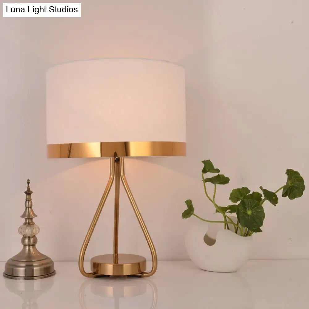 Classic 1-Light Black/White Drum Fabric Desk Lamp with Metal Base