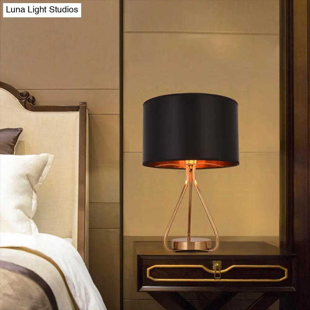 Classic 1-Light Black/White Drum Fabric Desk Lamp with Metal Base