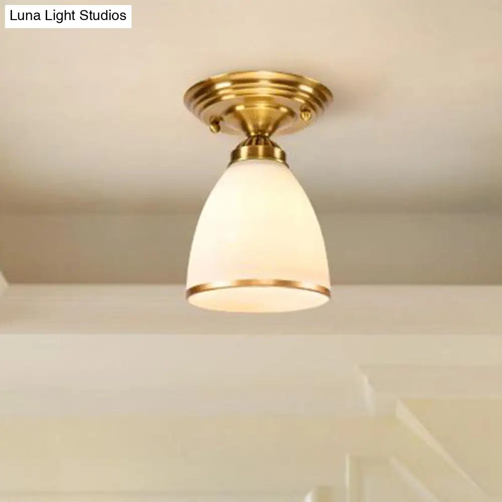 Lámpara de techo empotrada DecorBites™ Classic de 1 luz en latón, diseño globo/cono, para iluminación de pasillos