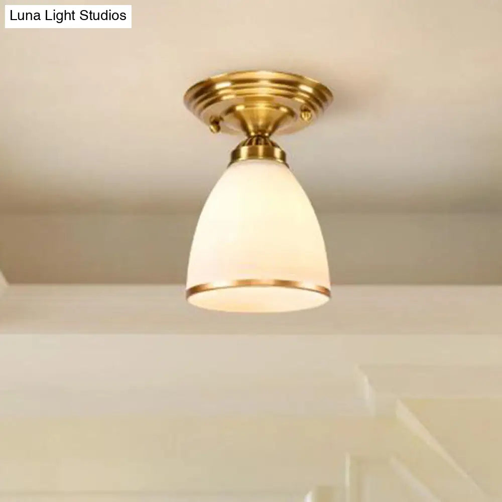 Lámpara de techo empotrada DecorBites™ Classic de 1 luz en latón, diseño globo/cono, para iluminación de pasillos