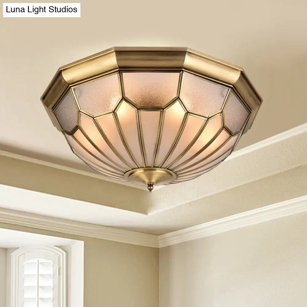 ثريا ديكوربايتس™ الكلاسيكية من النحاس الأصفر بستة مصابيح مع غطاء زجاجي مشطوف