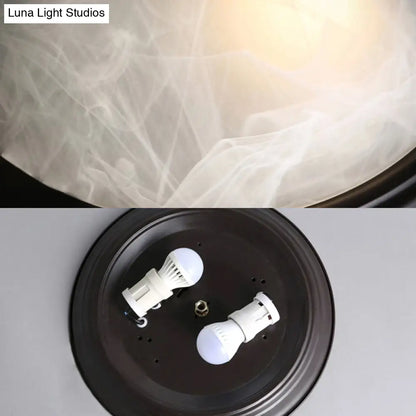 ديكوربايتس™ مصباح ديكوربايتس™ الكلاسيكي المصنوع من الزجاج المصنفر - تركيب سقف غرفة المعيشة بثلاث مصابيح، عرض 13/15 بوصة، أسود/أسود وذهبي