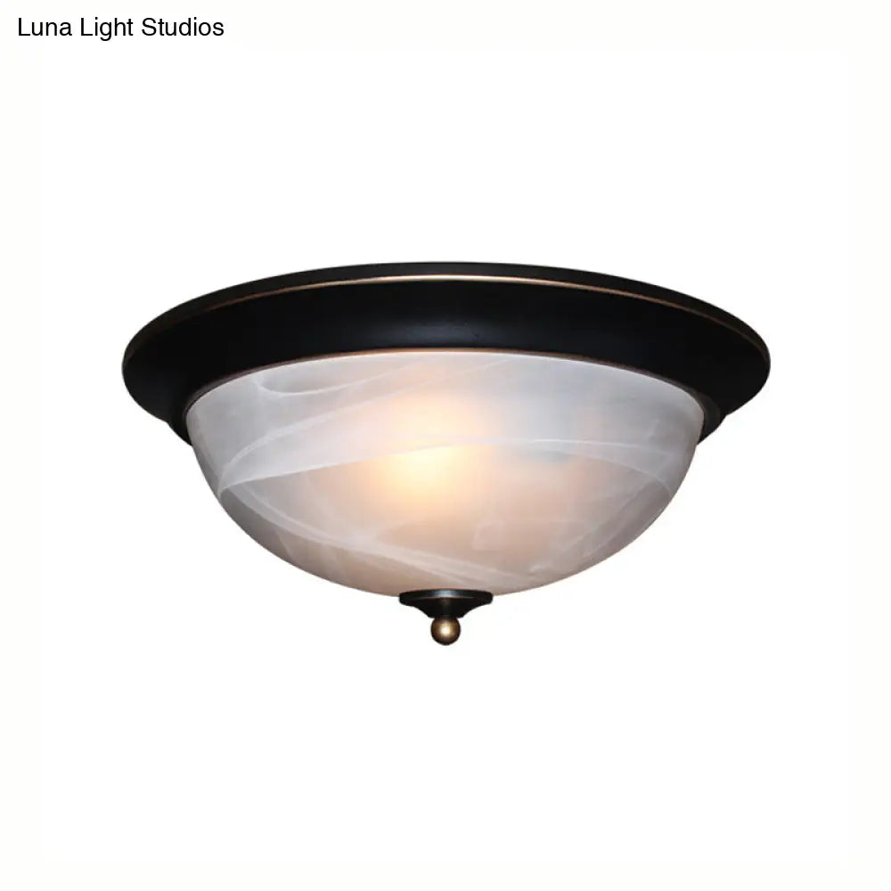 ديكوربايتس™ مصباح ديكوربايتس™ الكلاسيكي المصنوع من الزجاج المصنفر - تركيب سقف غرفة المعيشة بثلاث مصابيح، عرض 13/15 بوصة، أسود/أسود وذهبي