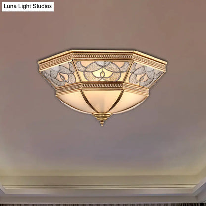 Lámpara de techo DecorBites™ Classic de cristal esmerilado con diseño abovedado - Acabado en latón, 4 luces