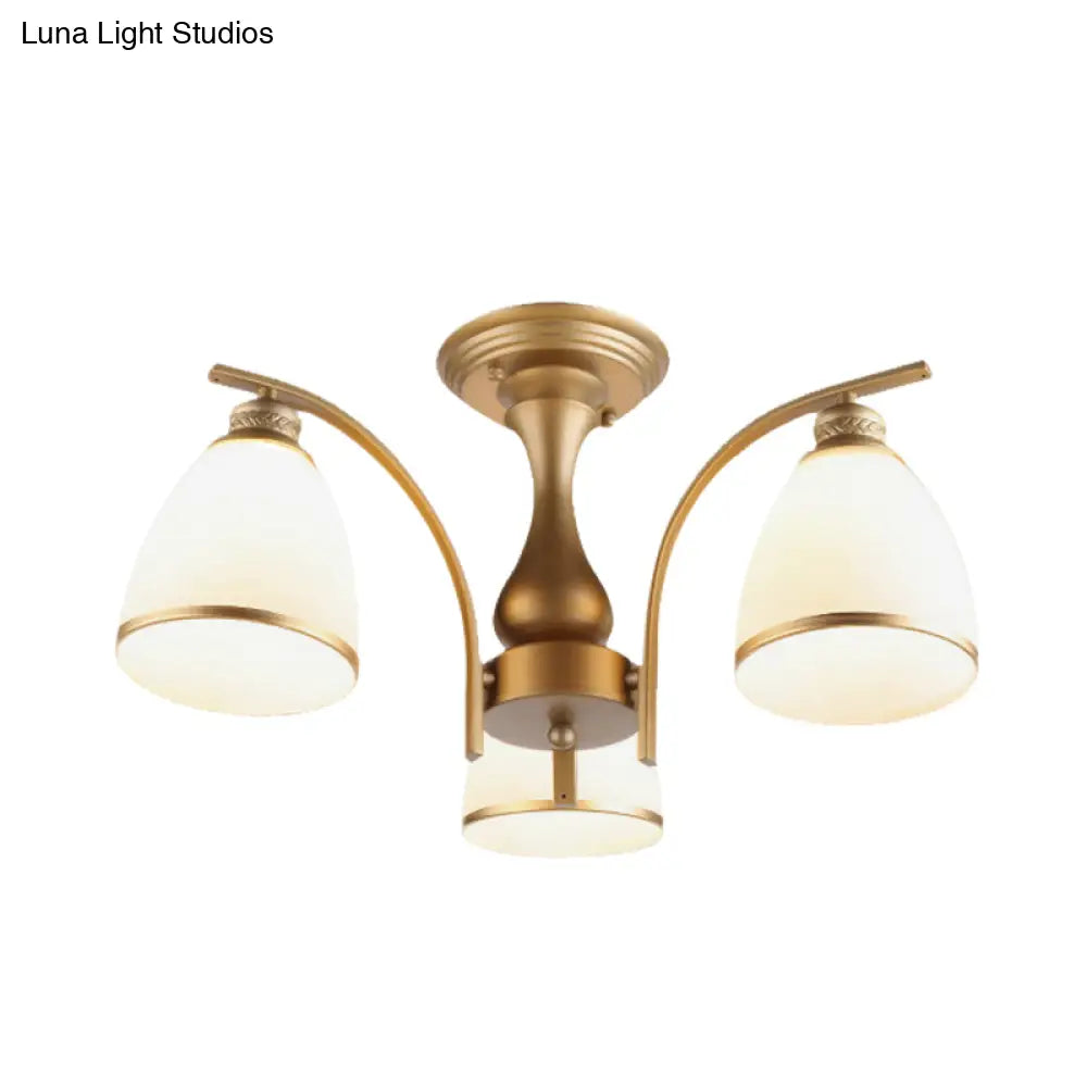 Lámpara de techo semiempotrada DecorBites™ Classic Gold con pantallas de cristal opalino – 3/5/8 luces para sala de estar