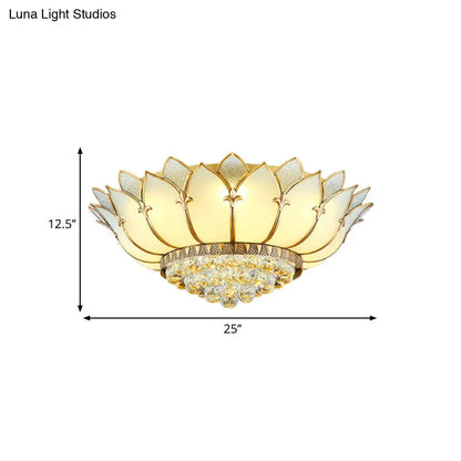 Lámpara de techo DecorBites™ Classic Opal Glass con diseño festoneado dorado - 6 luces para iluminación de sala de estar