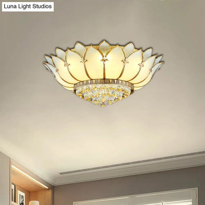 Lámpara de techo DecorBites™ Classic Opal Glass con diseño festoneado dorado - 6 luces para iluminación de sala de estar