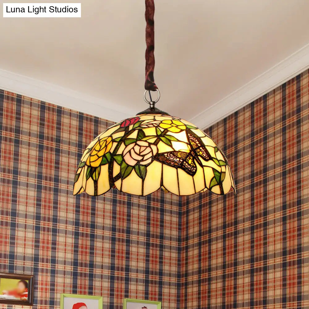 Lámpara de araña clásica de cristal tallado a mano con borde festoneado - Lámpara colgante de 3 luces con diseño floral y de mariposas en bronce