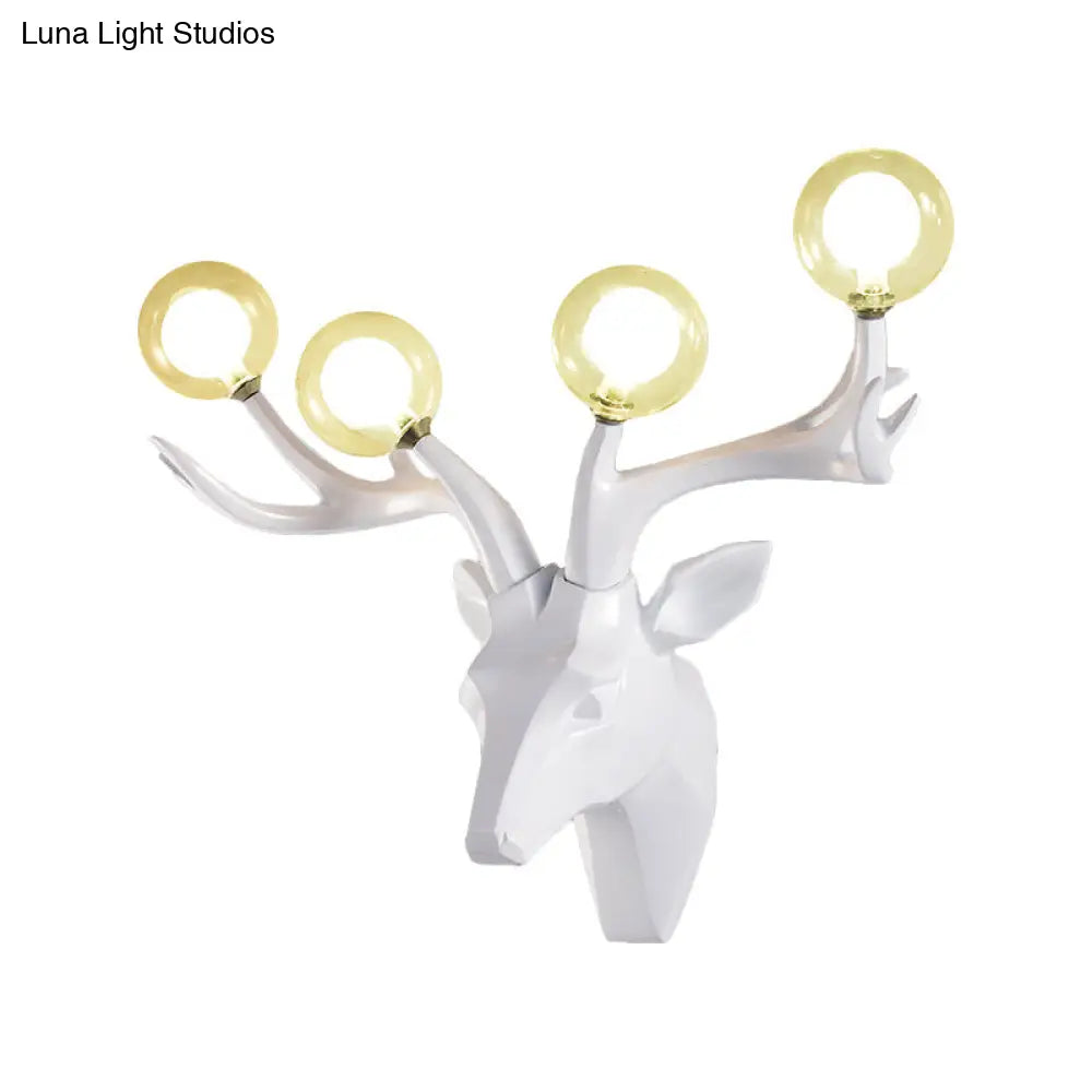 Aplique de pared clásico con forma de ciervo Sika y pantalla de cristal transparente - 4 cabezales, resina negra/blanca/azul, para iluminación de salón