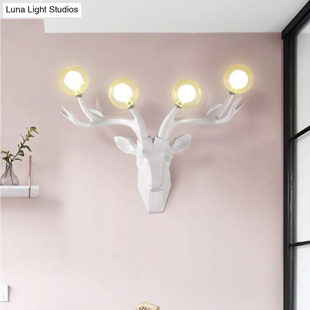 Aplique de pared clásico con forma de ciervo Sika y pantalla de cristal transparente - 4 cabezales, resina negra/blanca/azul, para iluminación de salón