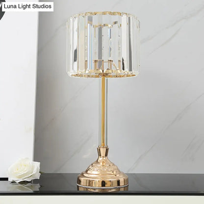 Clear Crystal Table Lamp with Drum Shade - Modern Bedchamber Nightstand Light in Champagne, 10"/8" W