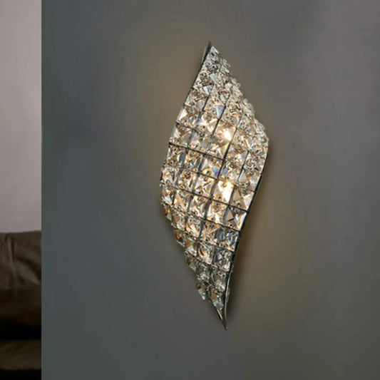 DecorBites™ Clear Cut Crystal Sconce with Twisted Leaf Design and 4 Bulbs - Minimalistic Wall Mounted Lamp for Corners