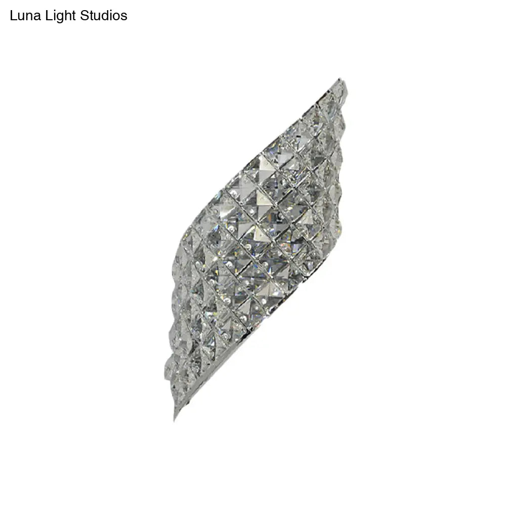 DecorBites™ Clear Cut Crystal Sconce with Twisted Leaf Design and 4 Bulbs - Minimalistic Wall Mounted Lamp for Corners
