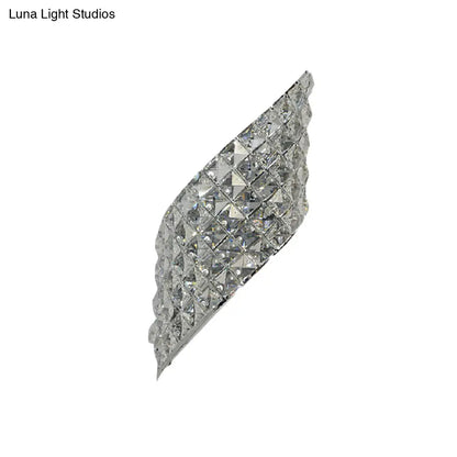 DecorBites™ Clear Cut Crystal Sconce with Twisted Leaf Design and 4 Bulbs - Minimalistic Wall Mounted Lamp for Corners