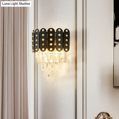 Lámpara de pared DecorBites™ de cristal facetado transparente: 3 luces, 3 niveles, montaje en pared. Diseño contemporáneo en negro.