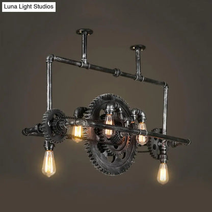 Lámpara colgante DecorBites™ Coastal de 6 luces con diseño de engranajes en color gris plateado