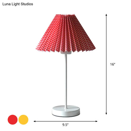 Colorful Folded Cartoon Night Light: Red/Yellow Paper Lamp for Reading with Round Iron Base