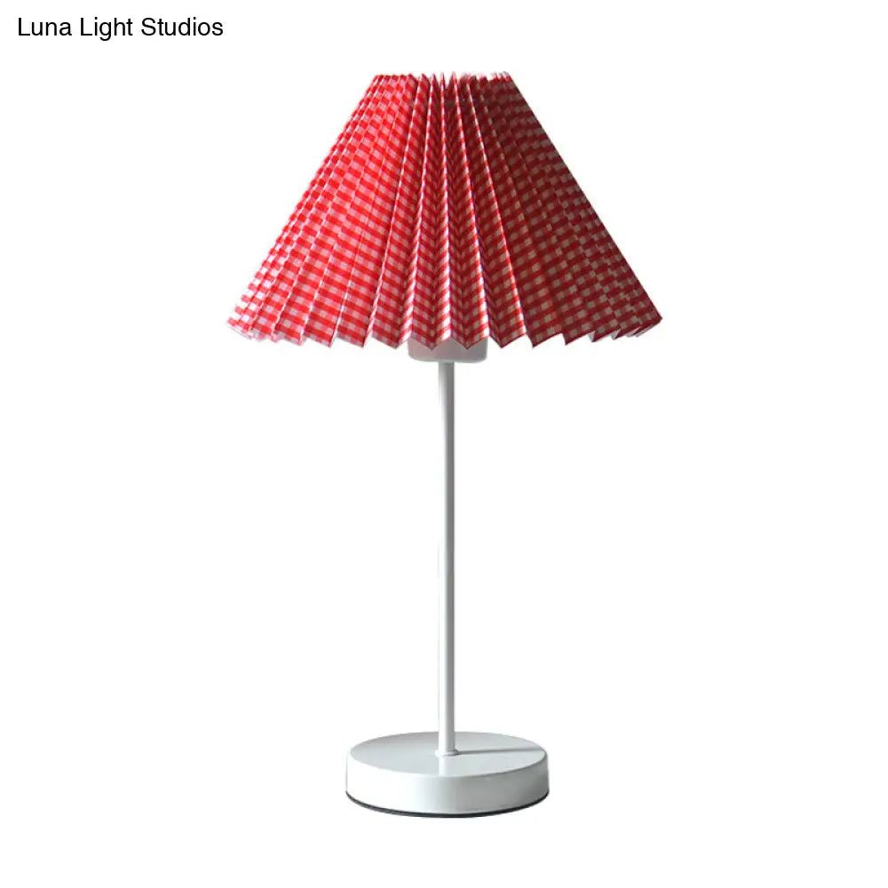 Colorful Folded Cartoon Night Light: Red/Yellow Paper Lamp for Reading with Round Iron Base