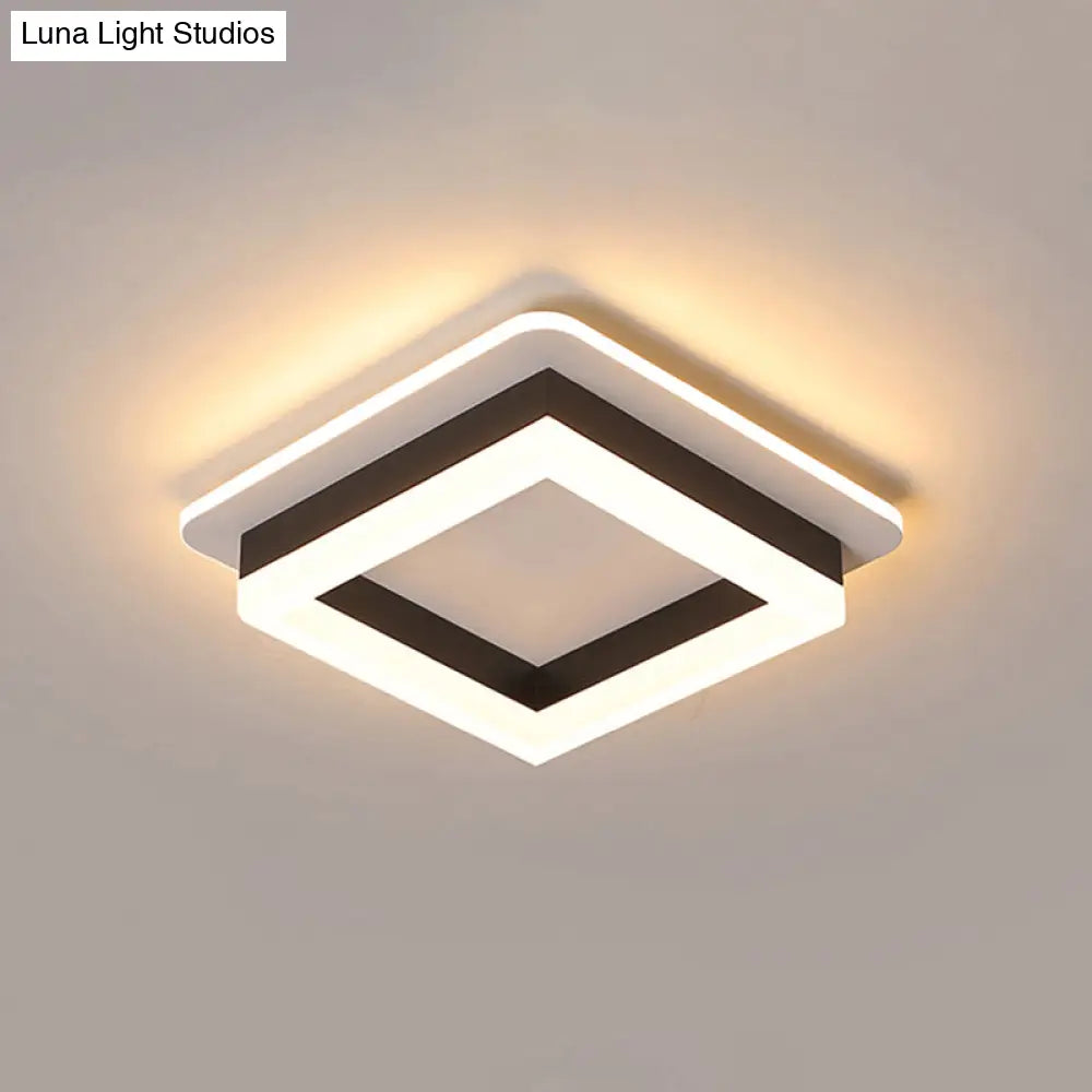 Lámpara de techo LED compacta de metal DecorBites™ con difusor acrílico - Diseño minimalista