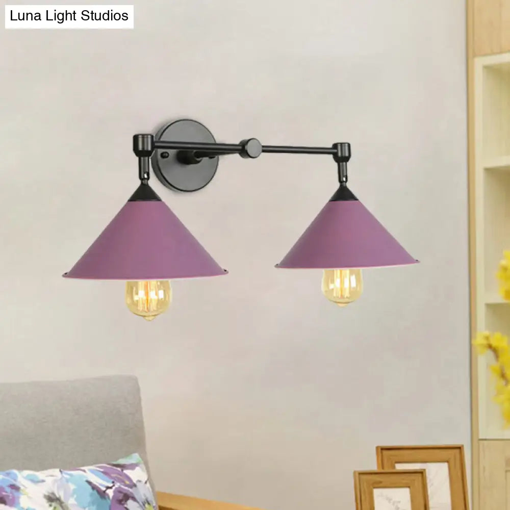 Aplique de pared antiguo de metal con forma de cono y dos luces para salas de estar y comedores