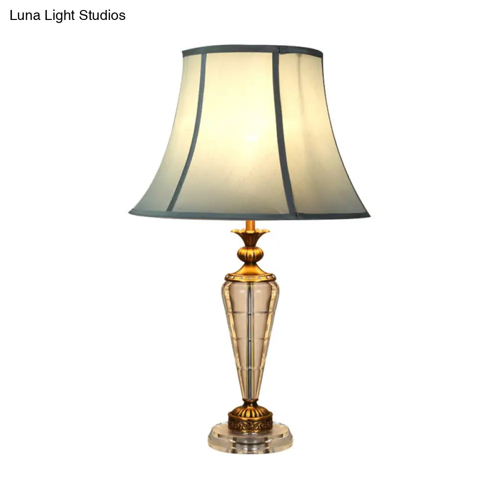 Lámpara de escritorio cónica de tela: Lámpara de lectura de cristal tallado a mano en azul