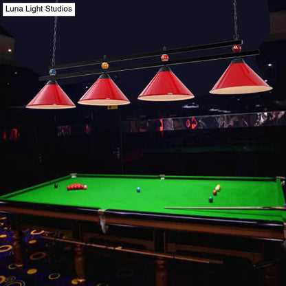 Lámpara de techo colgante cónica DecorBites™ de metal estilo industrial con detalle decorativo de billar