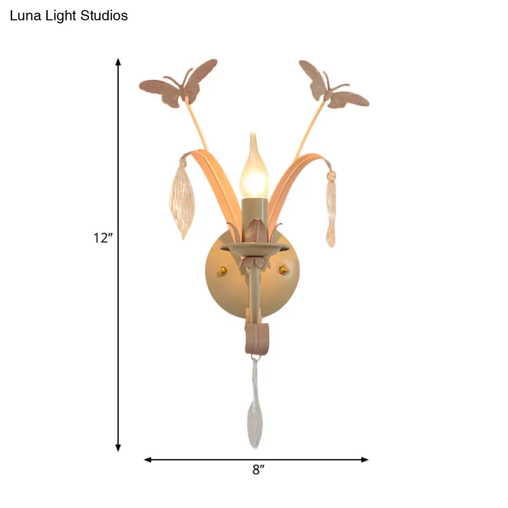 Aplique cónico DecorBites™ - Iluminación moderna de metal y cristal con acabado blanco