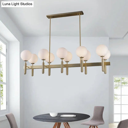 Lámpara colgante contemporánea DecorBites™ de 10 luces con diseño lineal dorado y pantallas de cristal blanco – Lámpara de techo para isla