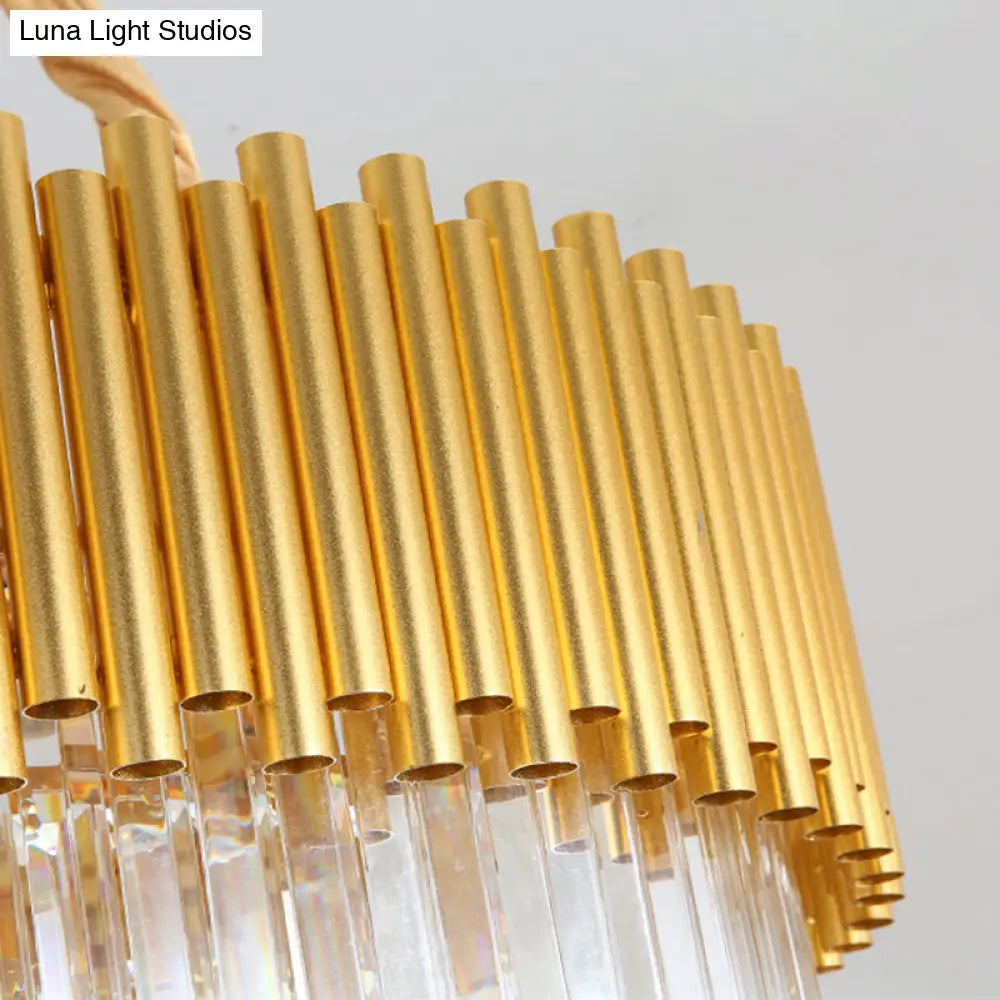 Lámpara de araña colgante contemporánea de tres niveles, circular, de metal, con bloque K9 y acabado en latón.