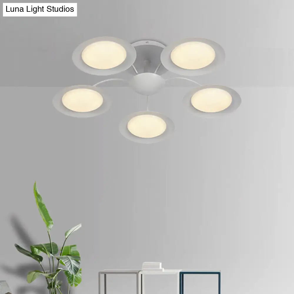 DecorBites™ DecorBites™ Contemporary 5-Head Radial White LED Semi Flush Mount Light with Acrylic Shade