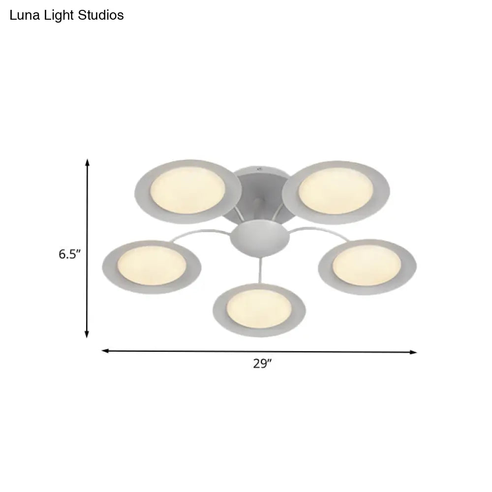 DecorBites™ DecorBites™ Contemporary 5-Head Radial White LED Semi Flush Mount Light with Acrylic Shade