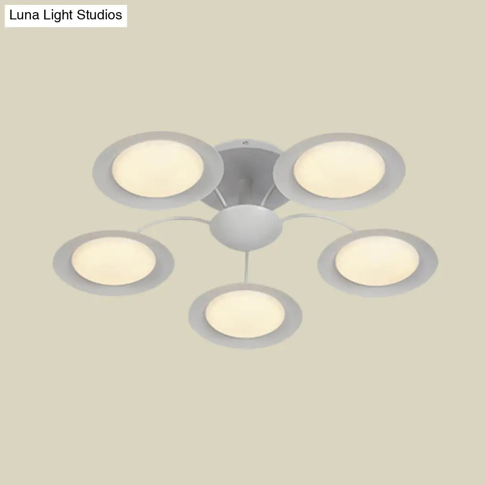 DecorBites™ DecorBites™ Contemporary 5-Head Radial White LED Semi Flush Mount Light with Acrylic Shade