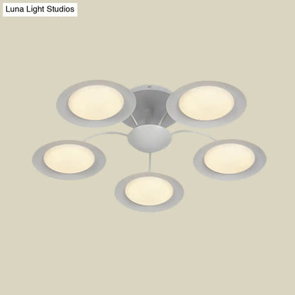 DecorBites™ DecorBites™ Contemporary 5-Head Radial White LED Semi Flush Mount Light with Acrylic Shade