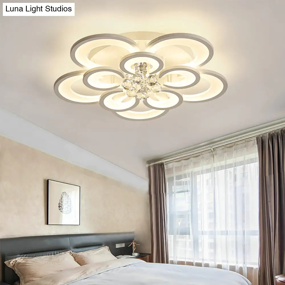 Lámpara de techo empotrada contemporánea DecorBites™ de acrílico con colgante de cristal - Diseño circular multicapa (10/12/16 luces, blanca)