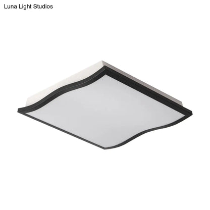 Lámpara de techo contemporánea DecorBites™ de acrílico, cuadrada/rectangular ondulada, LED, 19.5"/32" de ancho, negra