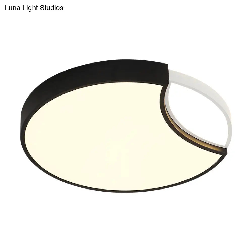 Lámpara de techo circular LED contemporánea DecorBites™ de acrílico, empotrada, en negro, con colores cálido, blanco y neutro. Disponible en 40,6 cm/49,5 cm de ancho, ideal para dormitorio.