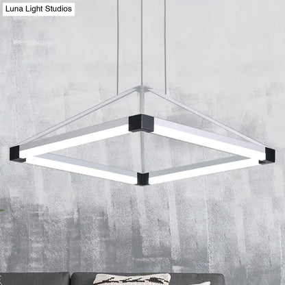 Lámpara colgante piramidal contemporánea de acrílico - 45,7 cm/60 cm de ancho - Blanco/Café - LED, luz blanca/cálida