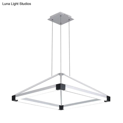 Lámpara colgante piramidal contemporánea de acrílico - 45,7 cm/60 cm de ancho - Blanco/Café - LED, luz blanca/cálida