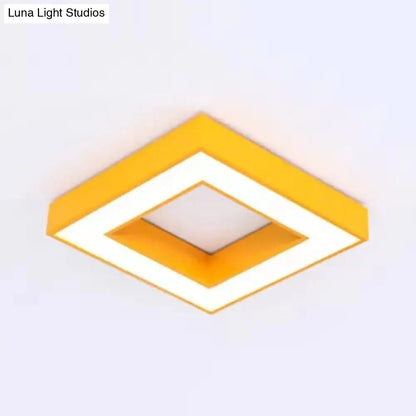 Lámpara de techo cuadrada contemporánea DecorBites™ de acrílico para dormitorio infantil