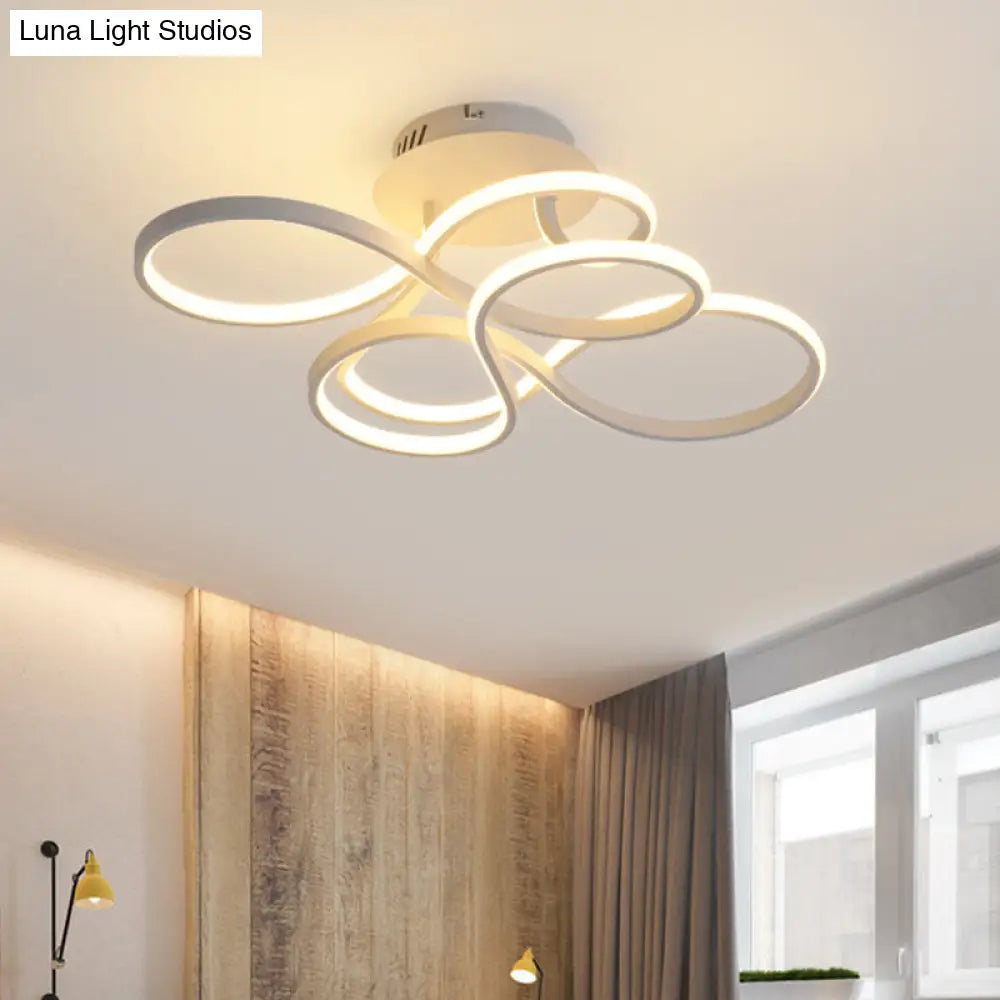 Lámpara de techo LED semiempotrada DecorBites™ contemporánea de acrílico trenzado en negro/dorado/blanco - Luz blanca