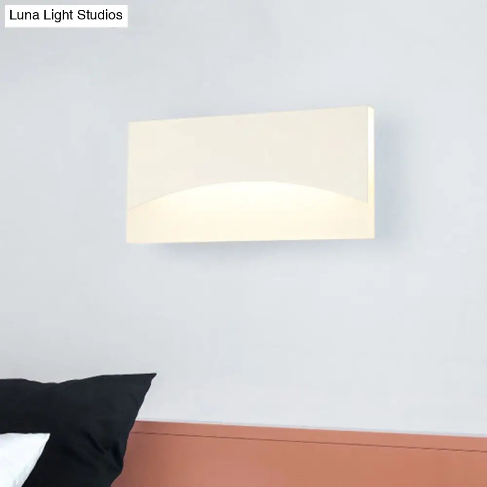 Aplique de pared contemporáneo DecorBites™ de acrílico – Aplique rectangular de mesilla de noche en blanco/dorado, luz blanca cálida