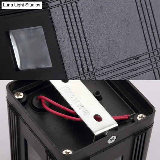 Aplique de pared cúbico contemporáneo de aluminio DecorBites™ - Elegante aplique LED con marco negro, iluminación blanca/cálida