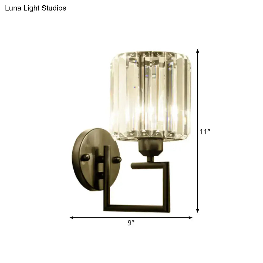 Vintage-style crystal sconce with brushed brass finish and faceted glass shade for 110v-120v bedroom lighting