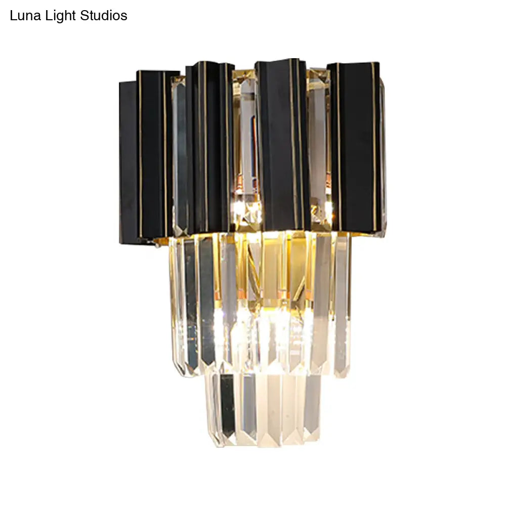 Lámpara de pared DecorBites™ contemporánea tipo caja negra con 3 prismas de cristal transparente y bombillas cónicas