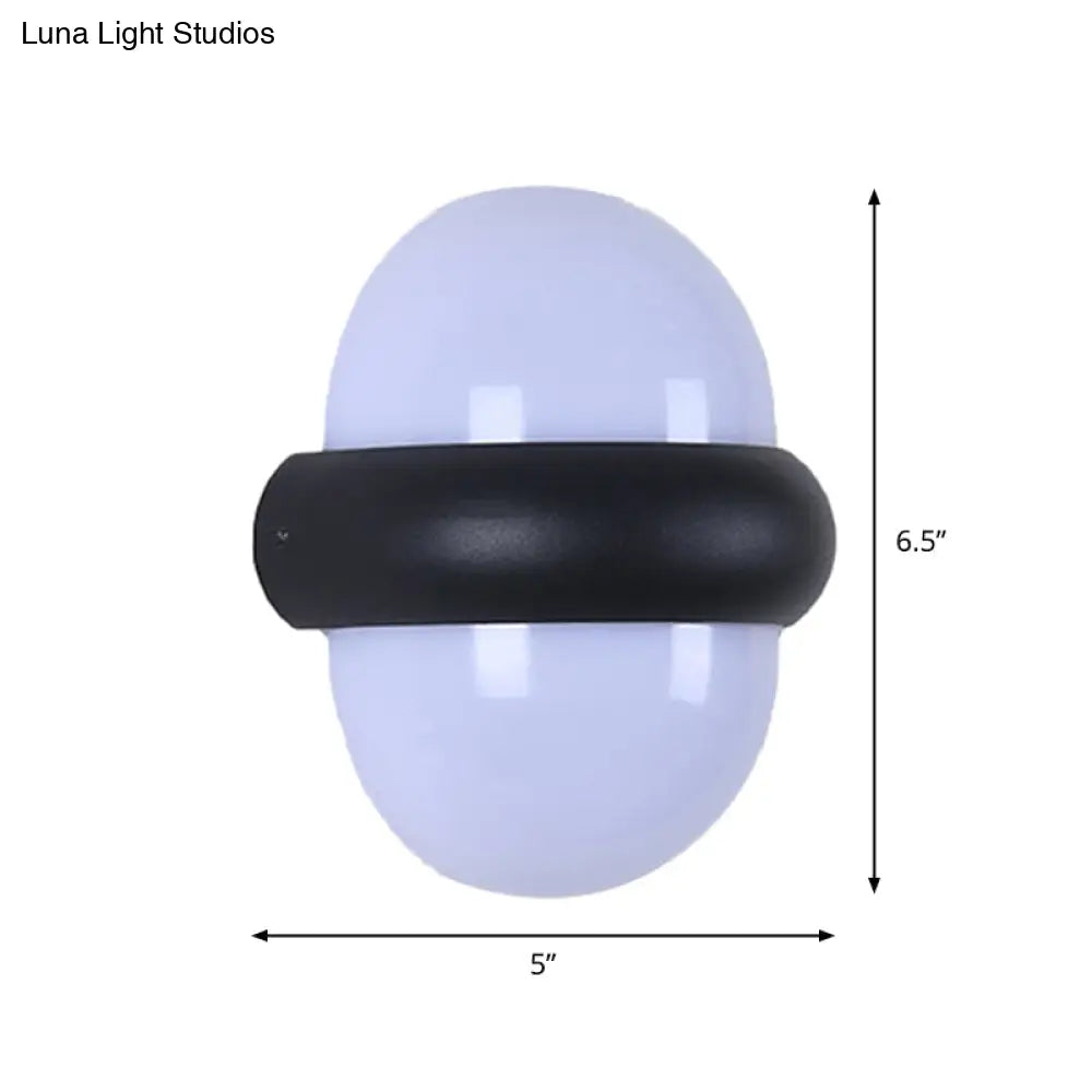 Aplique de pared contemporáneo DecorBites™ negro con media luz para patio - Bola de plástico