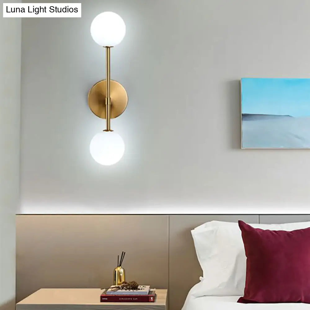 Aplique de pared DecorBites™ contemporáneo en forma de bola negra y dorada - Cristal opalino, LED, montaje empotrado, 2 luces