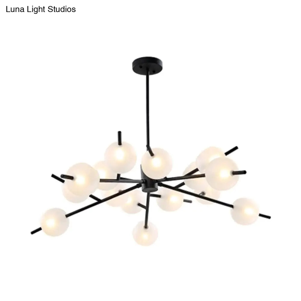 Lámpara colgante contemporánea de diseño ramificado con 15 bombillas metálicas, acabado en negro/dorado y pantallas de cristal esmerilado.