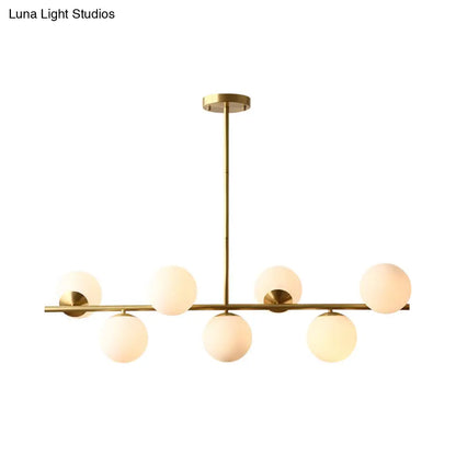 Lámpara colgante contemporánea de latón DecorBites™ con 7 luces de cristal blanco, ideal para iluminar la sala de estar.